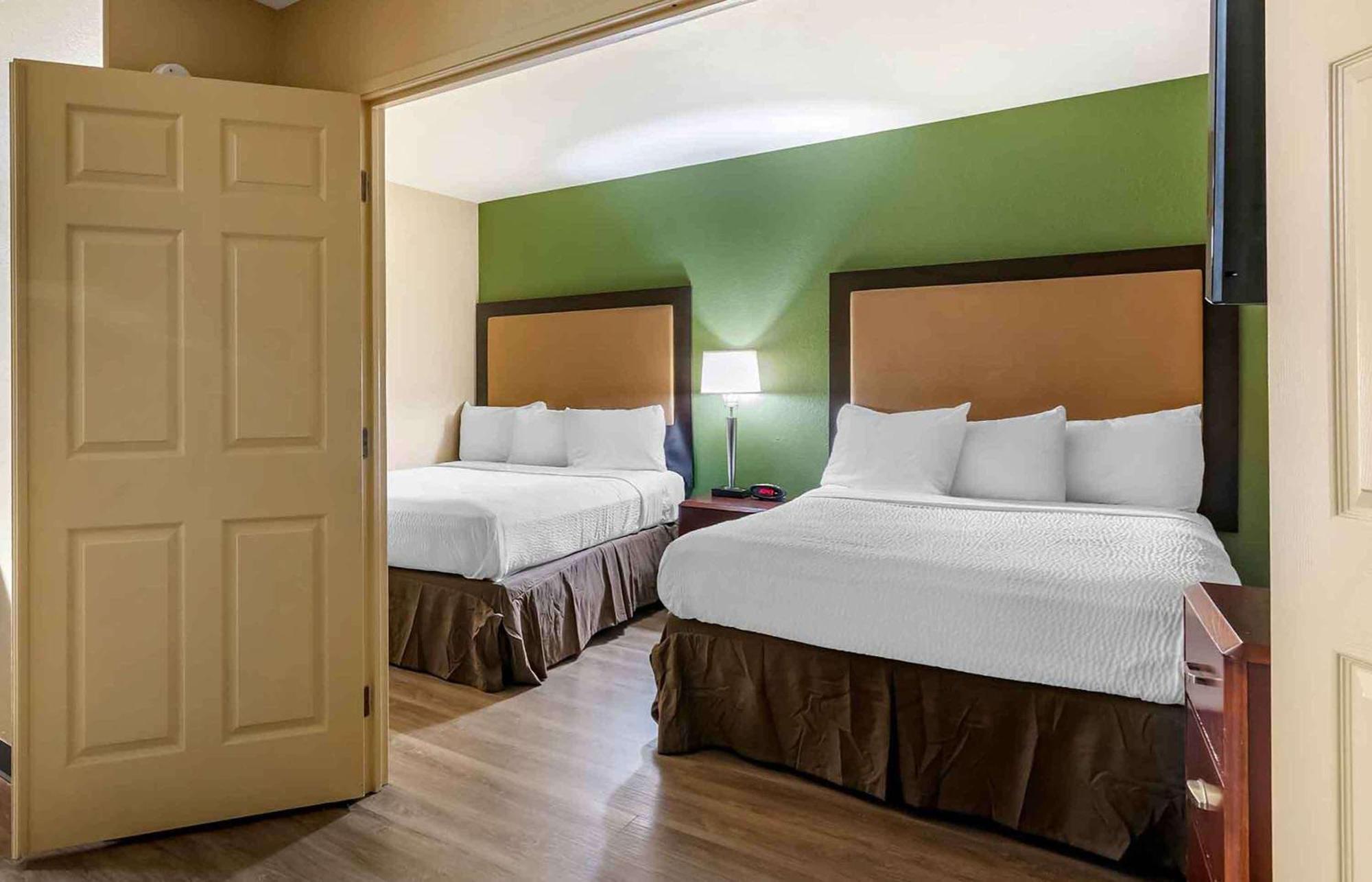 Extended Stay America Select Suites - Orlando - Maitland - Summit Tower Blvd Алтамонте Спрингс Екстериор снимка
